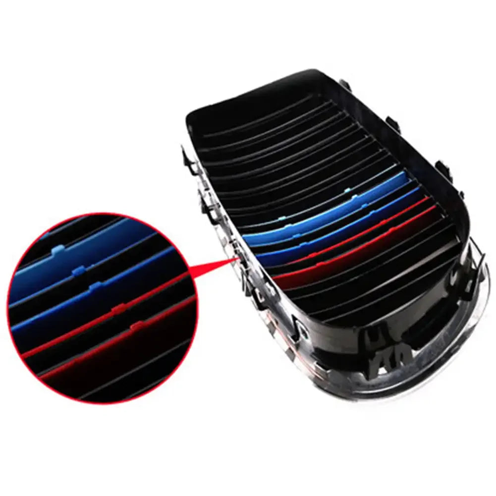 "3 Stück pro Set: M Performance Car Racing Front-Kühlergrill-Applikationen für BMW E46, E90, E91, E92, E93, F30, E60, E61, F10, G30, G20, F07, F11, F18"